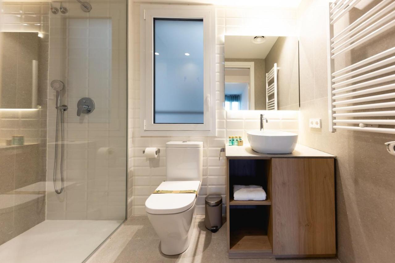 Bravissimo Gerio, 2-Bedroom Apartment Girona Luaran gambar